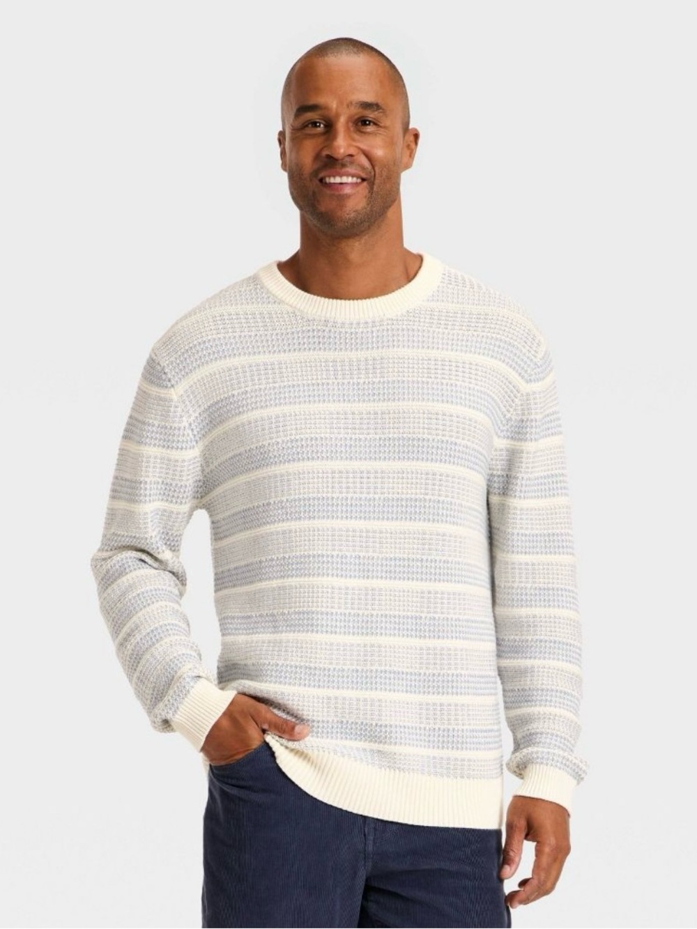 Men's Crewneck Striped Knit Sweater in Cream and Light Blue size XL